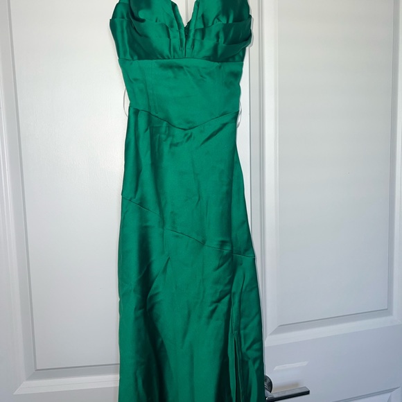 Sharpen Collections Australia- Midi Dress- Green - Picture 2 of 6